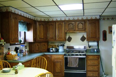 971 Carmalt St, Scranton, PA 18519 - photo 3