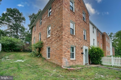 2914 Williamsburg Ct, Woodbridge, VA 22191 - photo 2