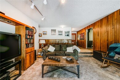 9011 Ridgeview Cir W, Tacoma, WA 98466 - photo 5