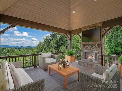 527 Falkirk Way, Zirconia, NC 28790 - photo 5