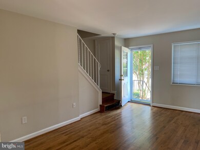 5711 Fenwick Dr, Alexandria, VA 22303 - photo 7