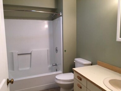 10 Darby Field Common unit D, Lee, NH 03861 - photo 7