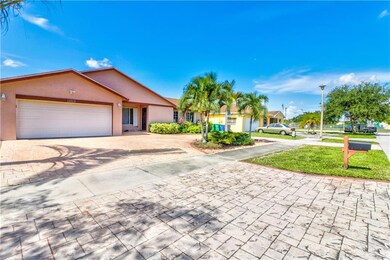 11613 SW 50th St, Cooper City, FL 33330 - photo 2