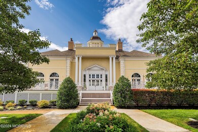 59-Clubhouse Back