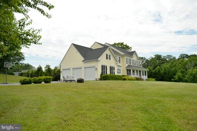 18196 Oak Ridge Dr, Purcellville, VA 20132 - photo 5
