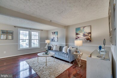 7981 Tyson Oaks Cir, Vienna, VA 22182 - photo 6