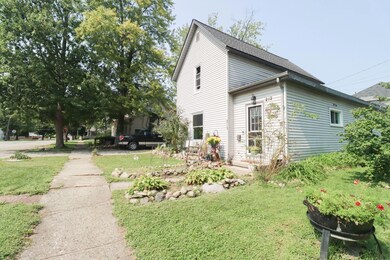 212 W 2nd St, Auburn, IN 46706 - photo 3