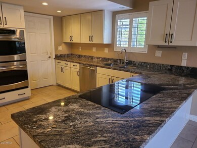 8423 N 16th Place, Phoenix, AZ 85020 - photo 3