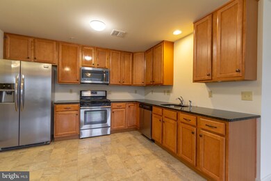 3006 Goshen Dr, Pennsburg, PA 18073 - photo 3