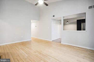 2754 Bordeaux Place unit 25C13, Woodbridge, VA 22192 - photo 4