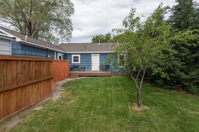 223 NW 4th St, Redmond, OR 97756 - photo 7