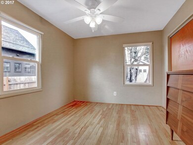 Bedroom, Primary