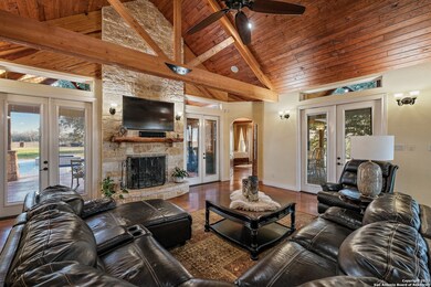 286 Private Road 3521, Hondo, TX 78861 - photo 4