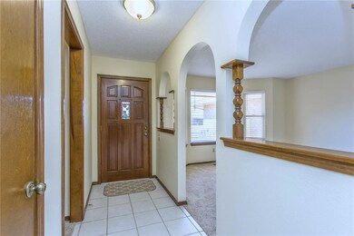 7012 N Comanche Ave, Warr Acres, OK 73132 - photo 3