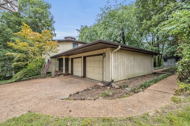 952 Sherry Cir, Hixson, TN 37343 - photo 5