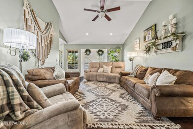 792 Earl Jones Rd, Crossville, TN 38555 - photo 5