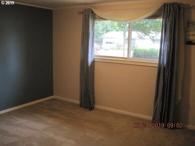Bedroom, Primary