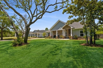 02_5388SoundsideDr_2006_FlexMLS800x600_8