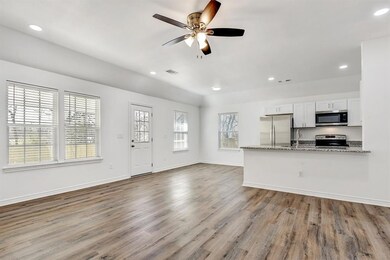 406 E Monterey St, Denison, TX 75021 - photo 4