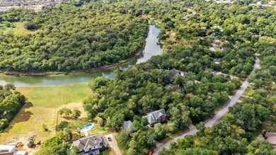 2003 Pine Dr, Friendswood, TX 77546 - photo 6