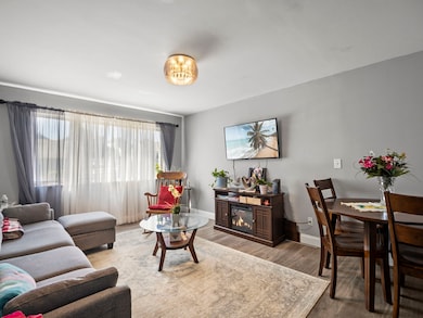 239 Glasgow St unit 8, Fall River, MA 02721 - photo 2