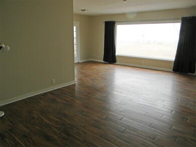 1026 35th St NE, Cedar Rapids, IA 52402 - photo 6