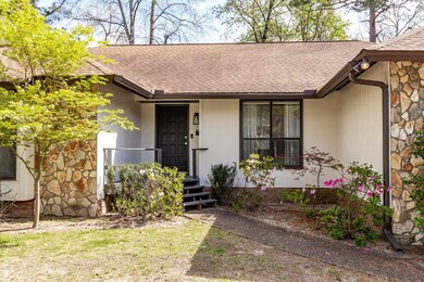 7-web-or-mls-2912 FOXHALL CIR (c)-4595