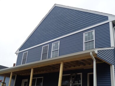 167 Pendleton Ave, Springfield, MA 01109 - photo 4