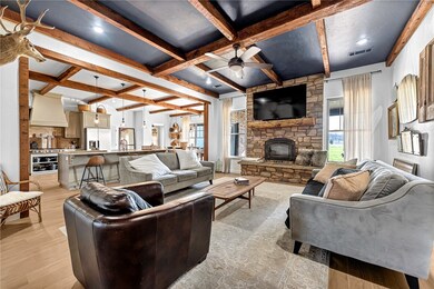 19238 Nokes Farm Rd, Siloam Springs, AR 72761 - photo 6