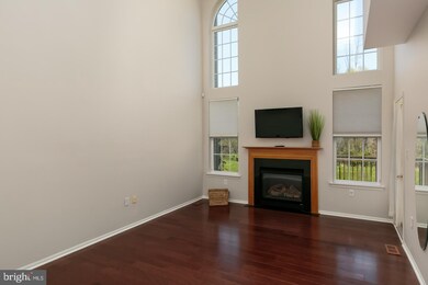 150 Pennsbury Ln, Woodbury, NJ 08096 - photo 2
