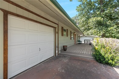 18 Hollow Way Dr, Bella Vista, AR 72715 - photo 2