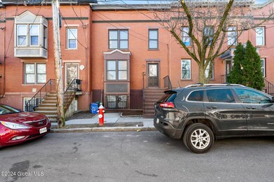 60 Catherine St, Albany, NY 12202 - photo 2