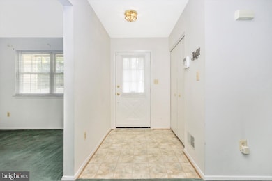 5714 Tamarack Ave, Frederick, MD 21703 - photo 3