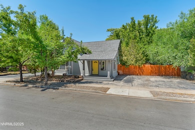 DS204121
