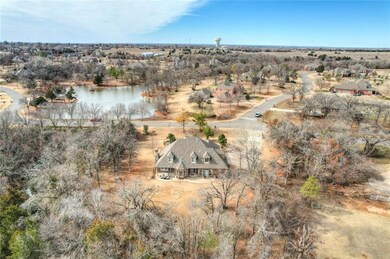 Aerial from the back! Look at all that privacy!! A