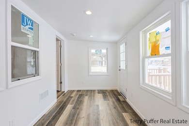 1752 Jarman St, Muskegon, MI 49442 - photo 4