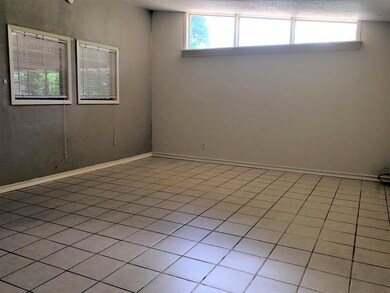 1120 Murray St, Nacogdoches, TX 75961 - photo 6