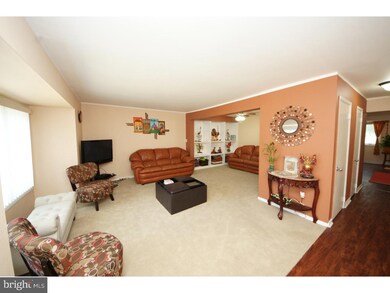 198 Canterbury Ct, East Windsor, NJ 08520 - photo 3