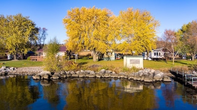 11554 Waldos Beach Rd, Rosholt, SD 57260 - photo 5