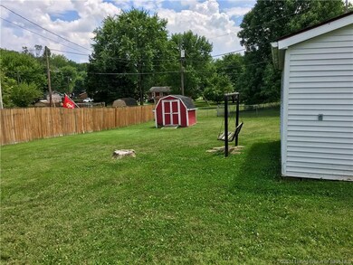 208 Pimlico Dr, New Albany, IN 47150 - photo 4