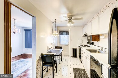 985 Regina Dr, Halethorpe, MD 21227 - photo 7