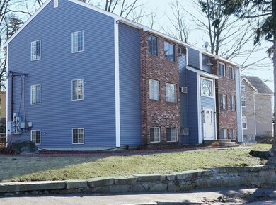 1 19th St unit 3, Lowell, MA 01850 - photo 2