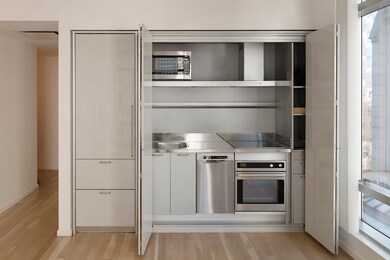 The Centria unit 18E, New York, NY 10036 - photo 3