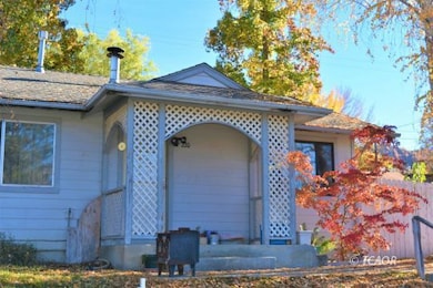 Enclosed front porch