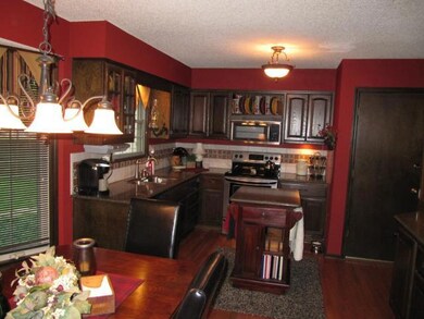 700 NW 19th St, Blue Springs, MO 64015 - photo 4