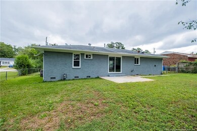 822 Berwick Dr, Fayetteville, NC 28314 - photo 3