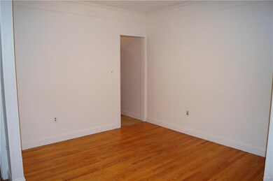 710 N 11th St, Allentown, PA 18102 - photo 4