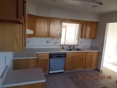 1276 Trevor Ct, Columbus, OH 43204 - photo 4