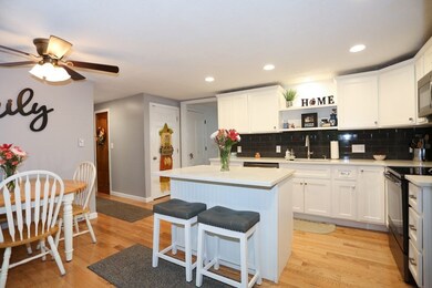 110 Murphy Rd, Hudson, MA 01749 - photo 6