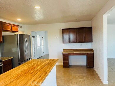 20236 Graham St, California City, CA 93505 - photo 7